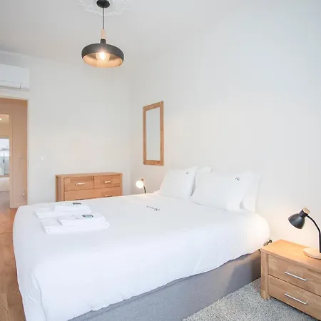 Apartment Liiiving In - Modern Design