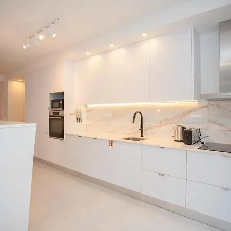 Liiiving In - Modern Design Apartment Porto
