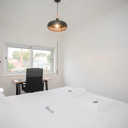Liiiving In - Modern Design * Porto
